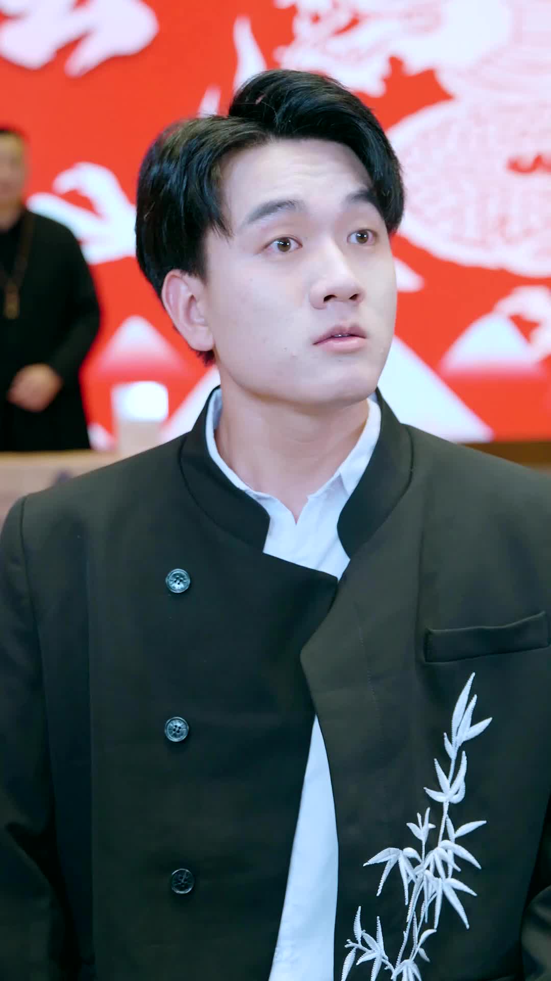 Épisode 23 - Trois Aiguilles pour la Sirène: Le Guérisseur Suprême